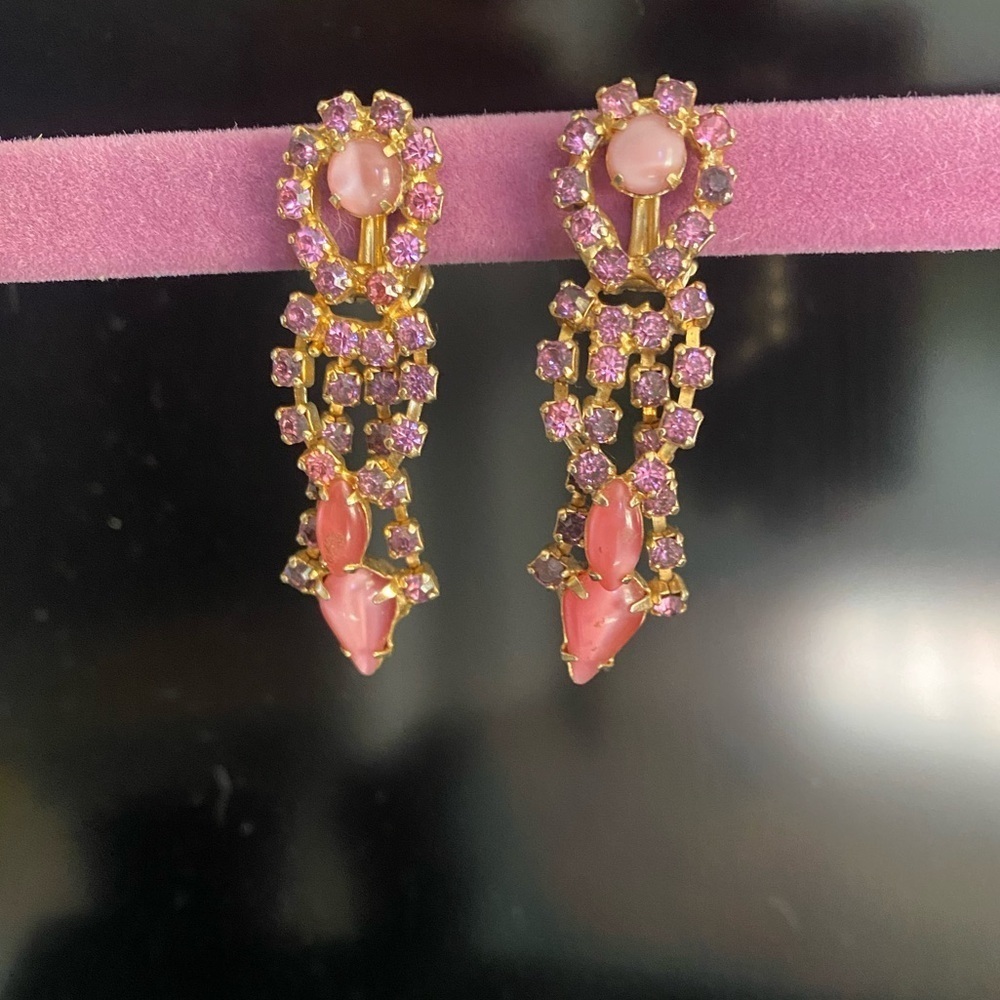 Vintage Pink and Gold Drop Clip Earrings - Picture 2 of 4